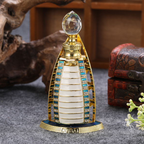 Dubai Burj Al Arab - shaped essential oil bottle