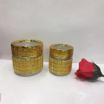 Deluxe Middle East Gold Diamond-Studded Saffron Packaging Bottle