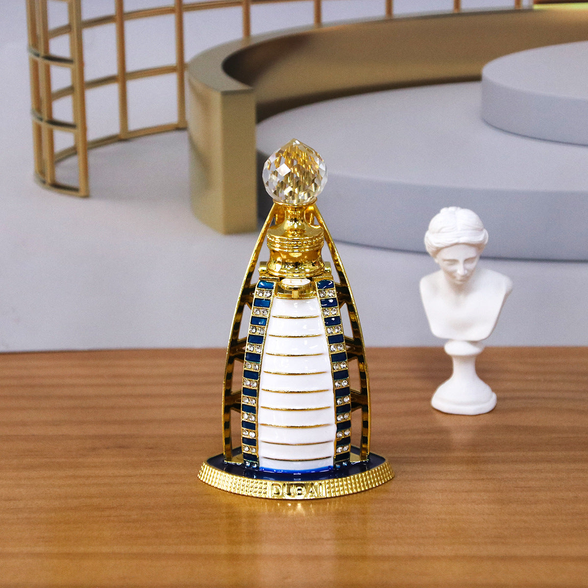 Dubai Burj Al Arab Perfume Bottle 6ml Perfume and Essential Oil Bottle