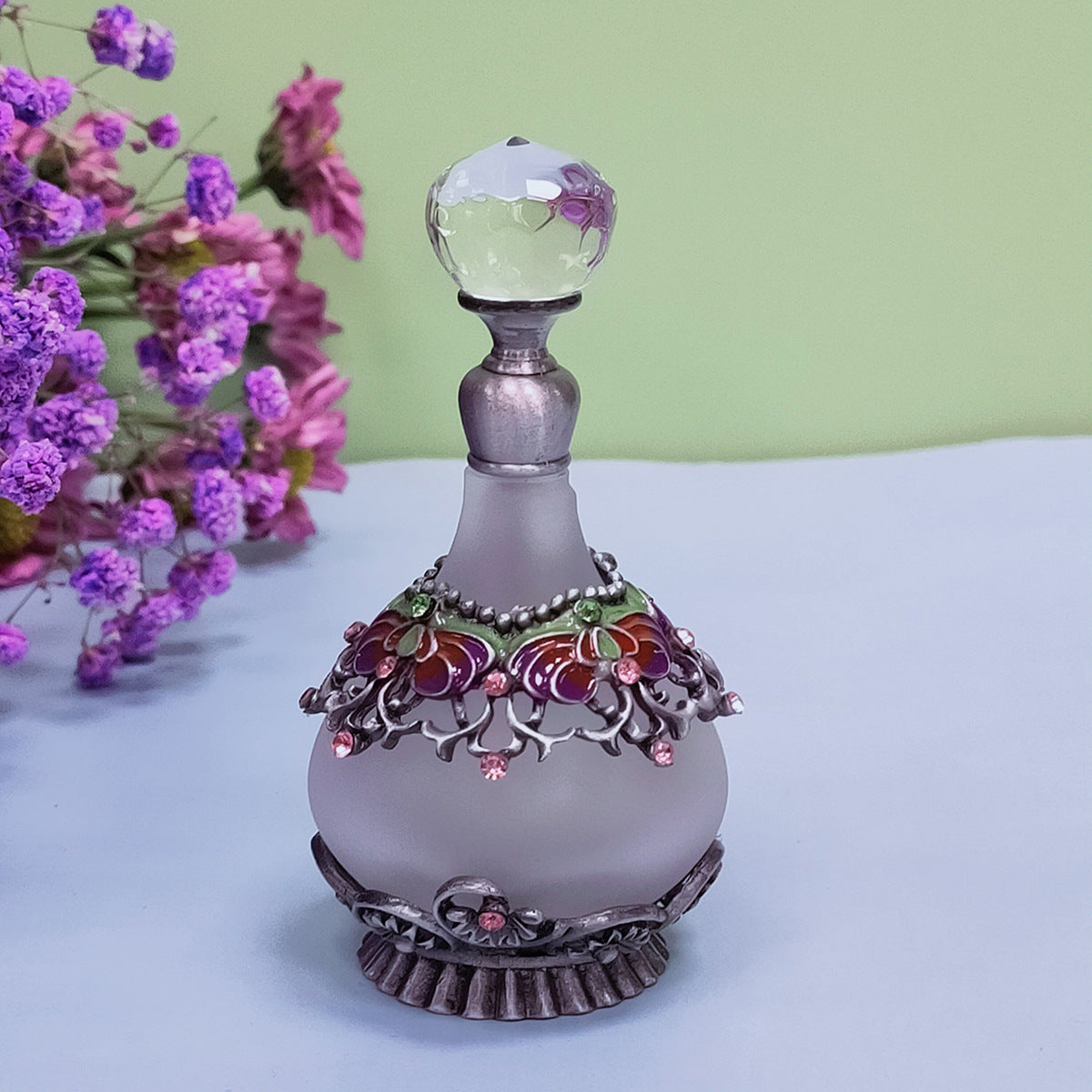 Middle East Retro Enamel Inlaid Diamond Perfume Bottle
